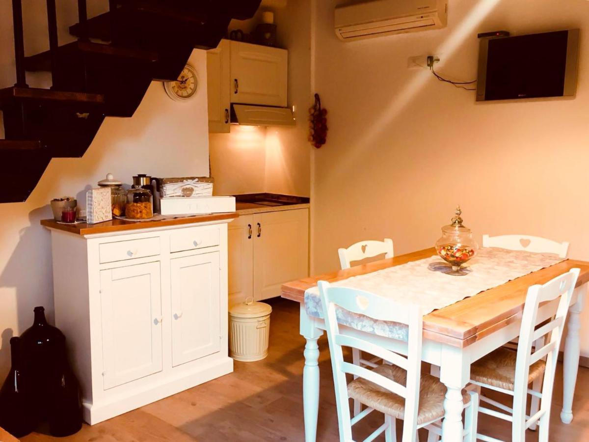 קולה ואל ד'אלזה Maison Del Borgo מראה חיצוני תמונה